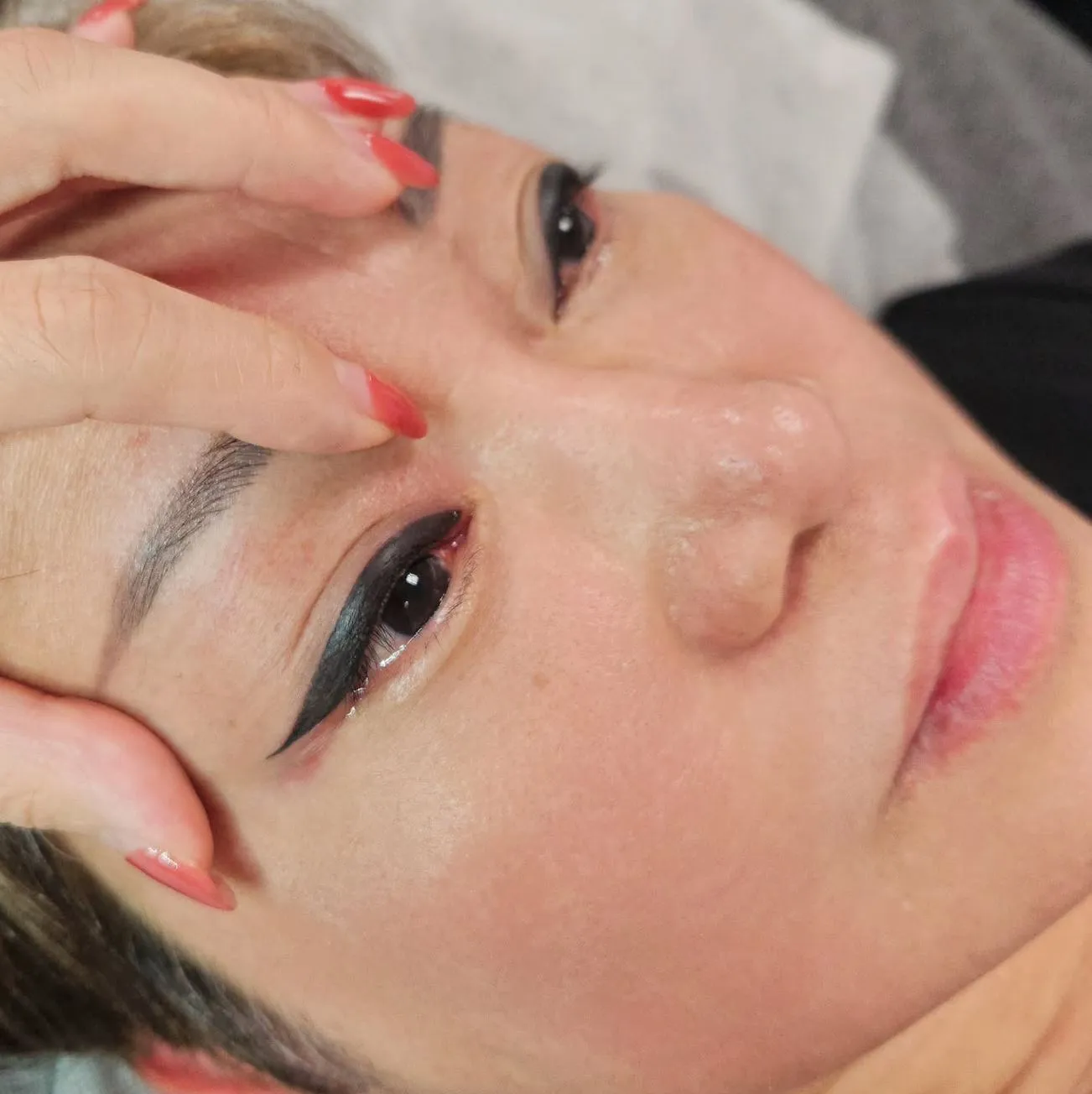 eyeliner tattooing